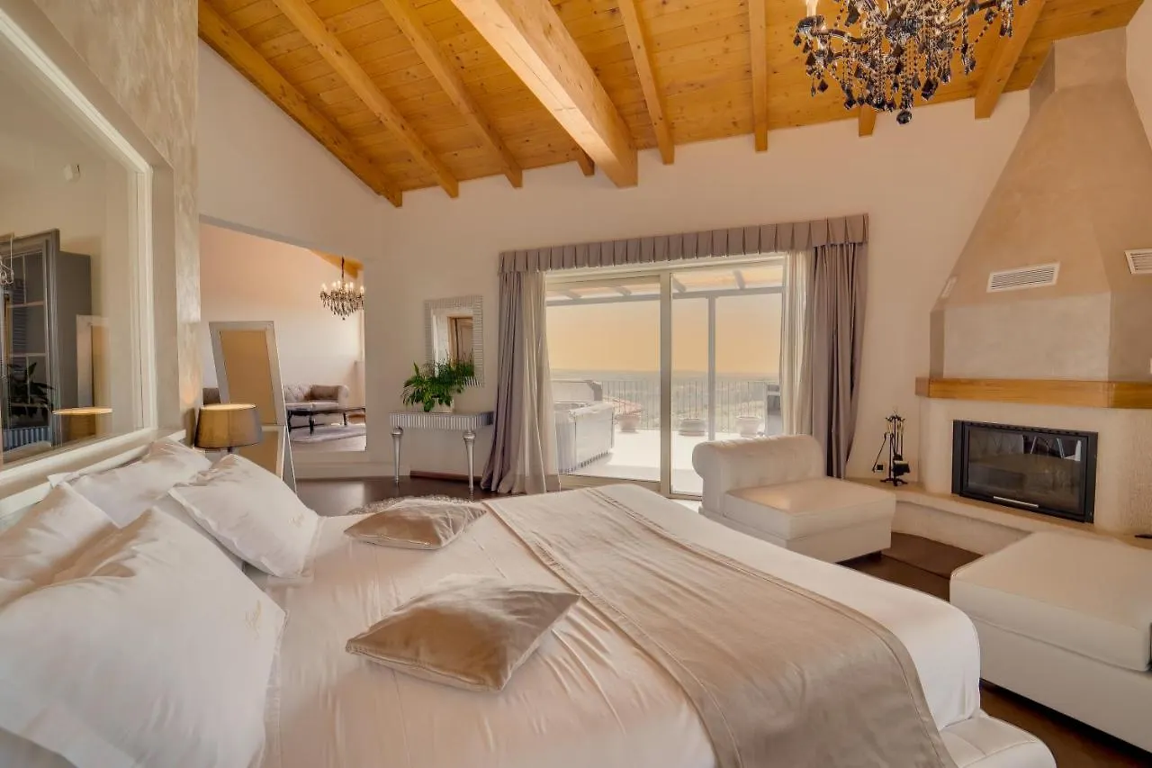 Wine Residence Cattunar Brtonigla 5*,